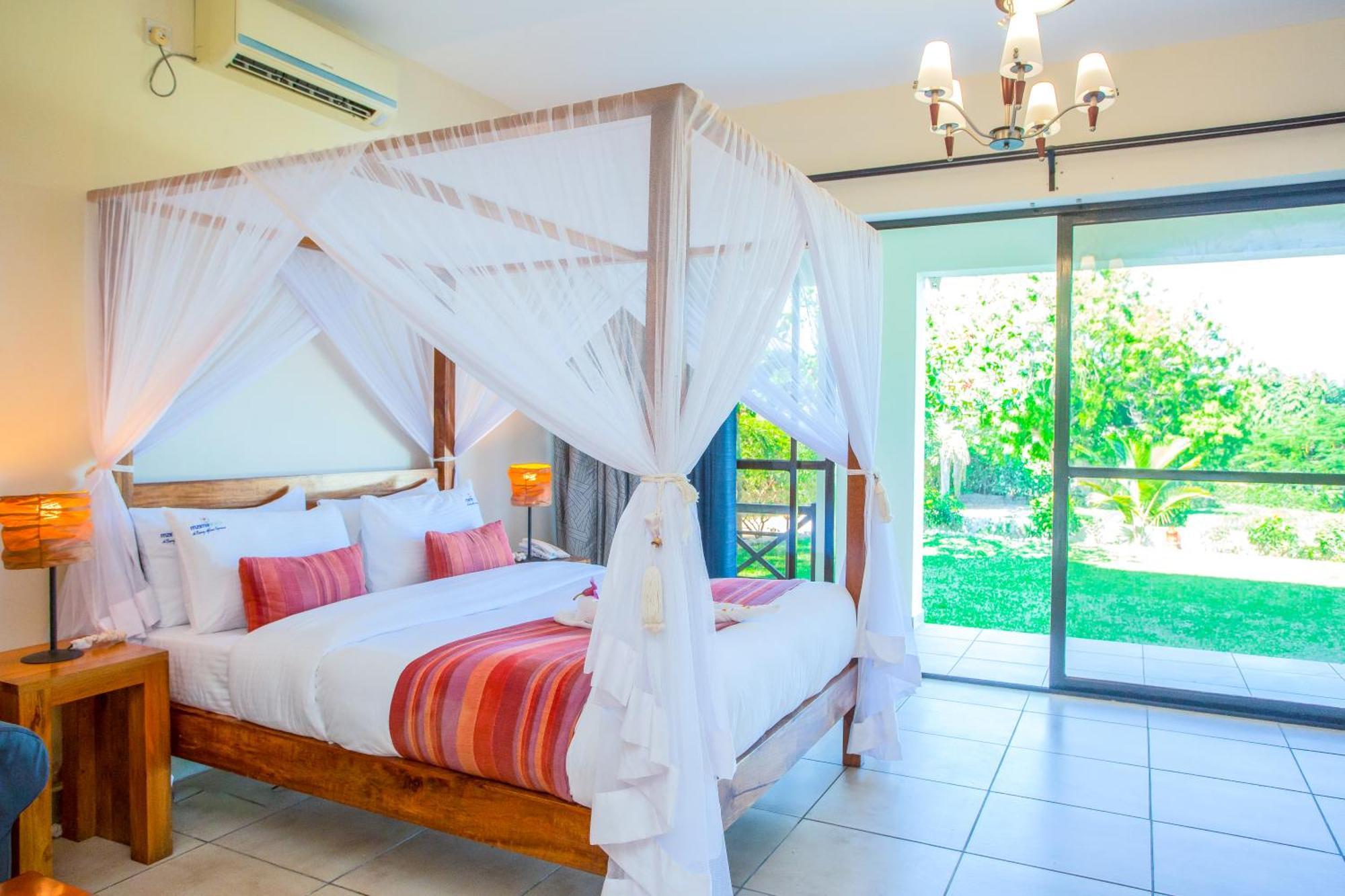 Mzima Beach Residences - Diani Beach Galu Exterior photo